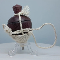 Colombian traditional spinning top
